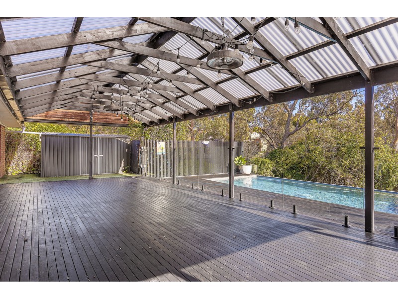 15 Gorelon Drive, Flagstaff Hill SA 5159