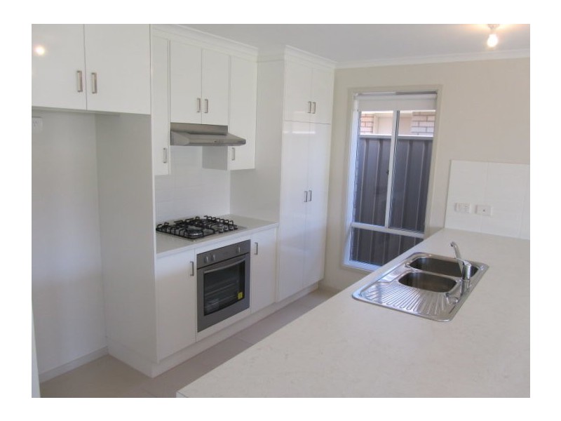 17 Maldon Avenue, Mitchell Park SA 5043