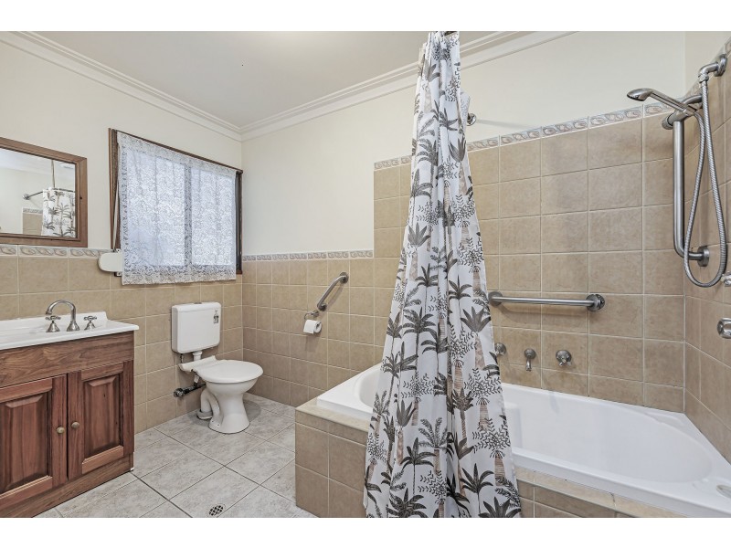 6 Sims Road, Aldinga Beach SA 5173