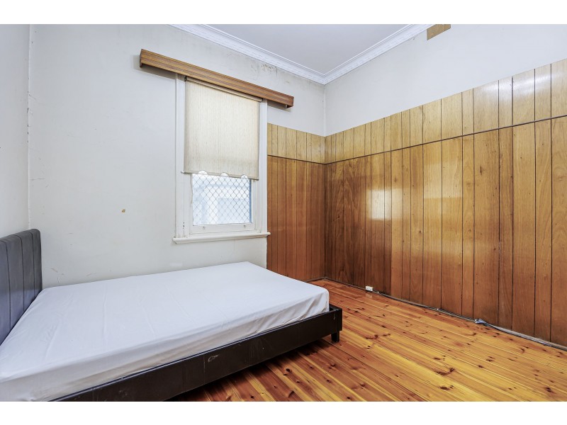 32 Third Street, Brompton SA 5007