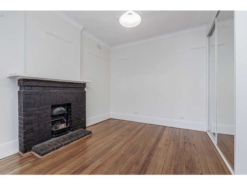 35 Davenport Terrace, Hilton SA 5033