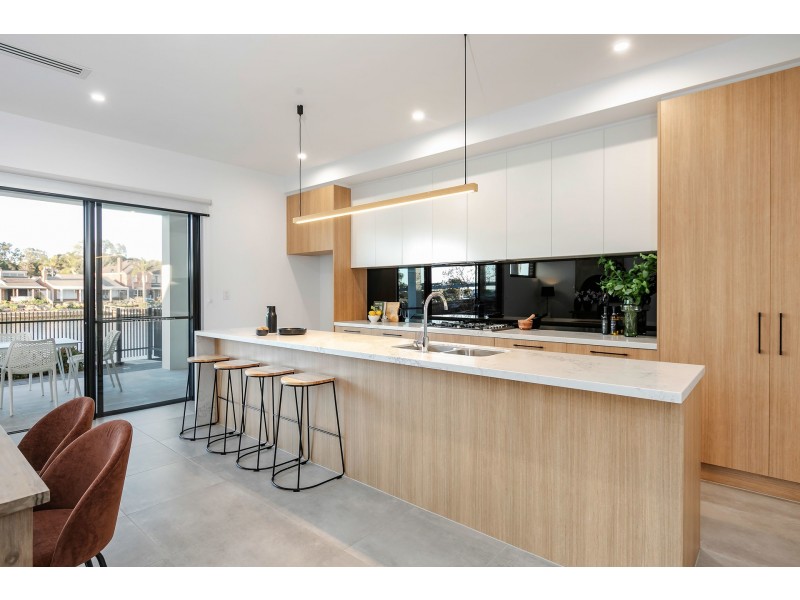 4/6 Allerdice Court, West Lakes SA 5021