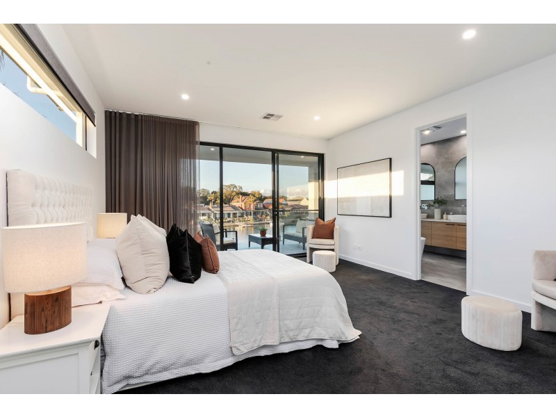 4/6 Allerdice Court, West Lakes SA 5021