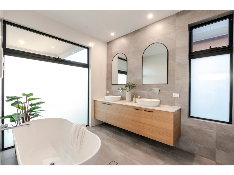 4/6 Allerdice Court, West Lakes SA 5021