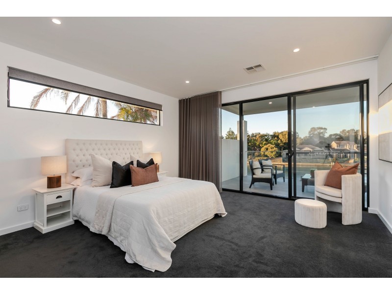 4/6 Allerdice Court, West Lakes SA 5021