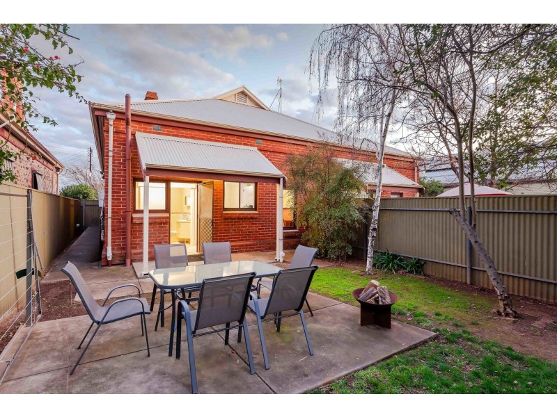 18 & 18a Goodenough Street, Mile End SA 5031