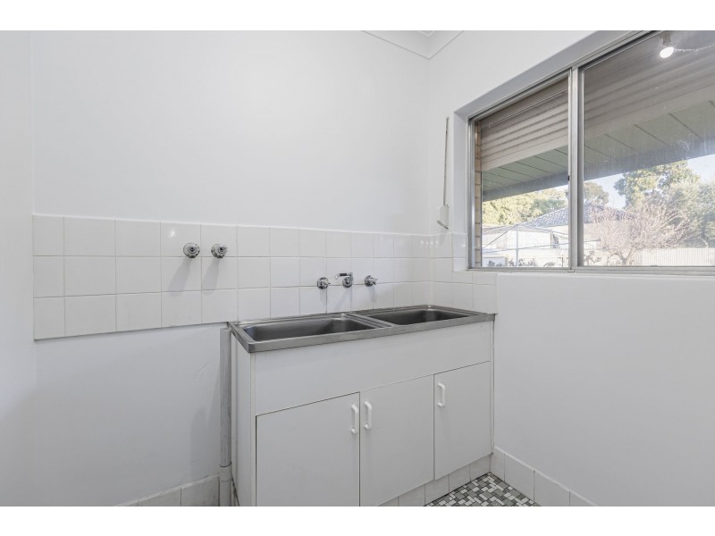 42 Maud Street, Rostrevor SA 5073