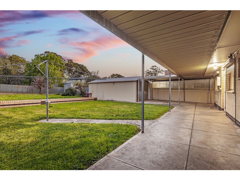 42 Maud Street, Rostrevor SA 5073