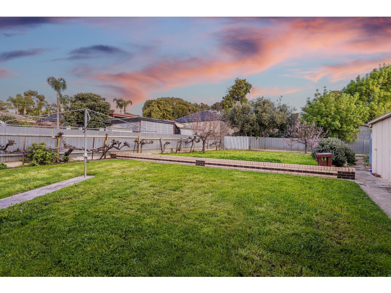 42 Maud Street, Rostrevor SA 5073