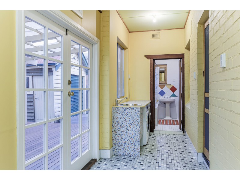 38 Milner Road, Hilton SA 5033