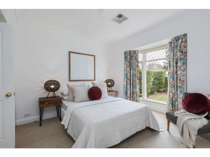 11A Ellerslie Street, Kensington Gardens SA 5068