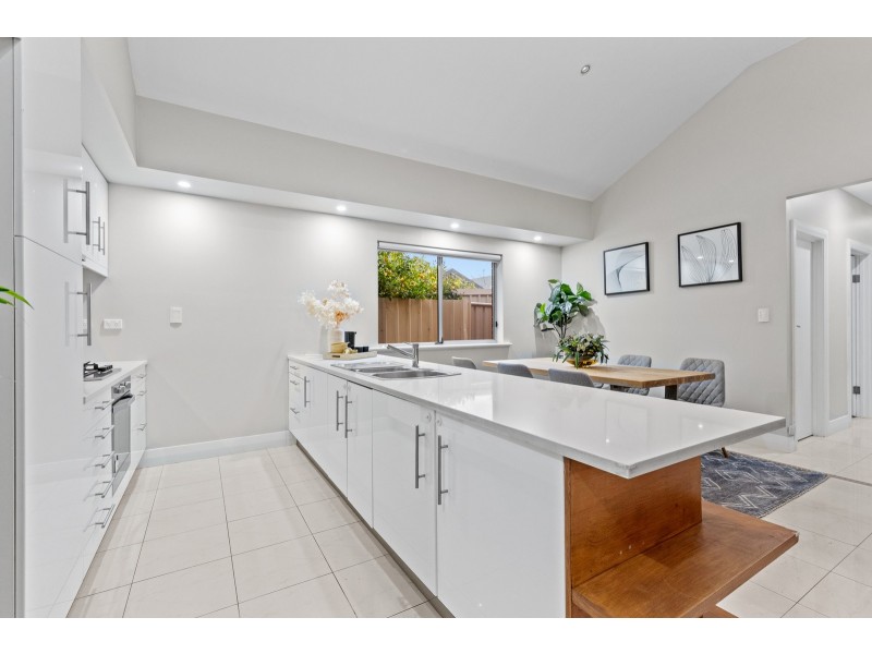 2a Alan Avenue, Campbelltown SA 5074