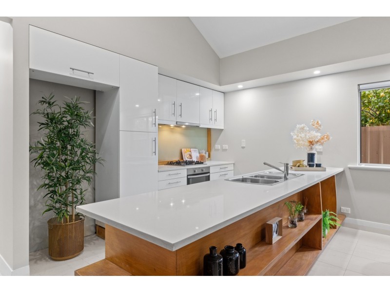 2a Alan Avenue, Campbelltown SA 5074