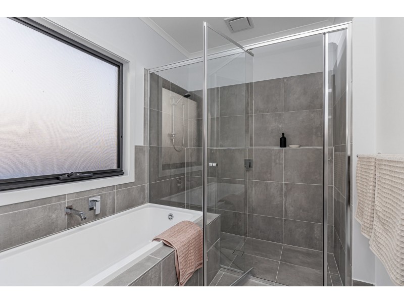 6b Tait Street, Renown Park SA 5008