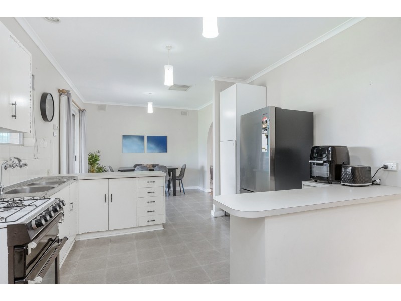 84 Wattle Avenue, Royal Park SA 5014