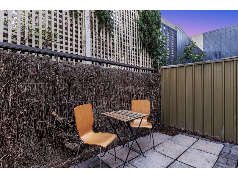 5/2-8 Logan Street, Adelaide SA 5000
