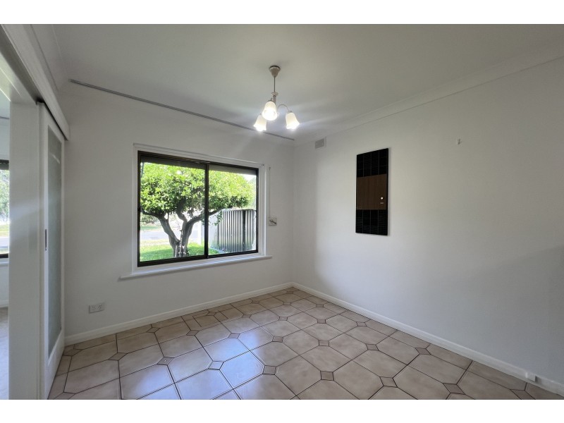 12 Worthley Road, Findon SA 5023