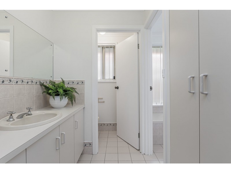 8 Kennington Avenue, Brompton SA 5007