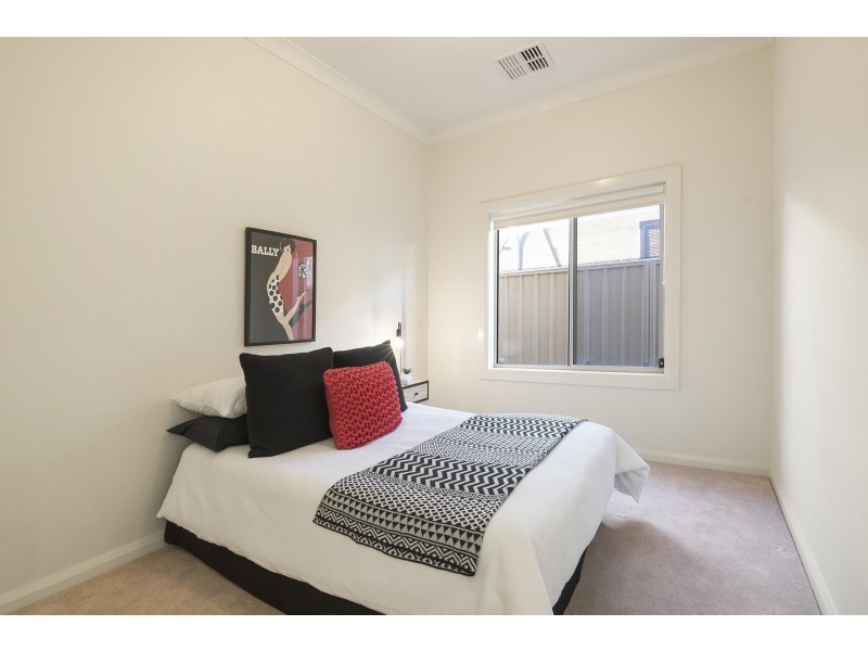 42 Swan Street, Grange SA 5022