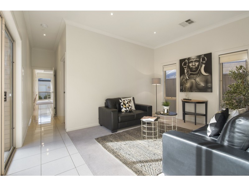 42 Swan Street, Grange SA 5022