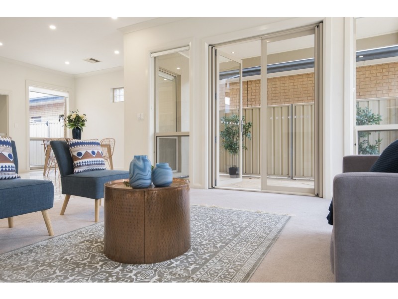 42 Swan Street, Grange SA 5022