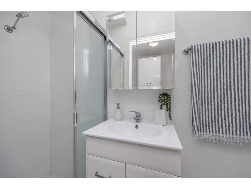 4/13 Ship Street, Port Adelaide SA 5015