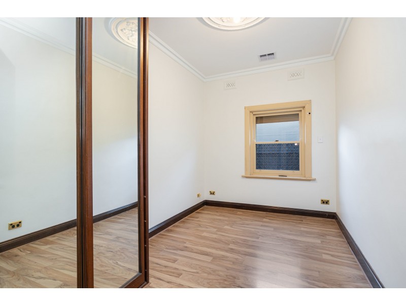 17 King Street, Glandore SA 5037