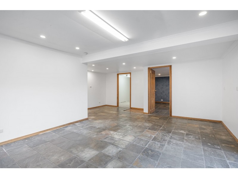 17 King Street, Glandore SA 5037