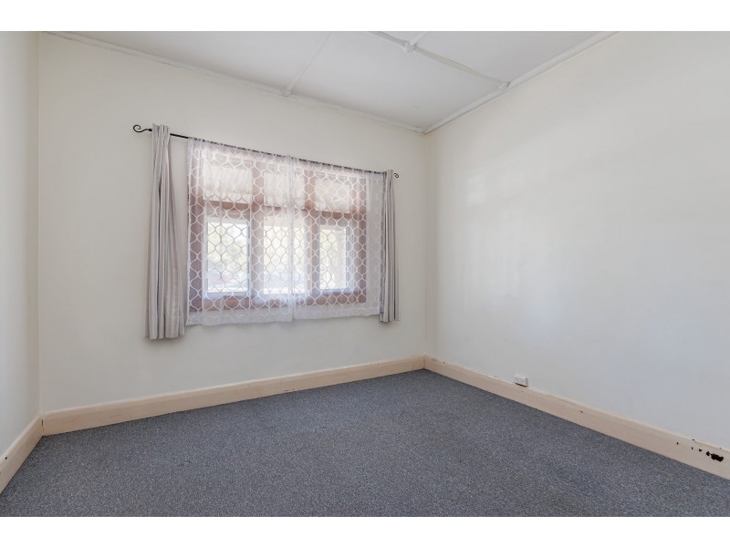 256 Sir Donald Bradman Drive, Cowandilla SA 5033