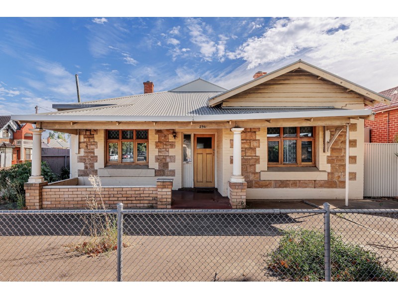 256 Sir Donald Bradman Drive, Cowandilla SA 5033