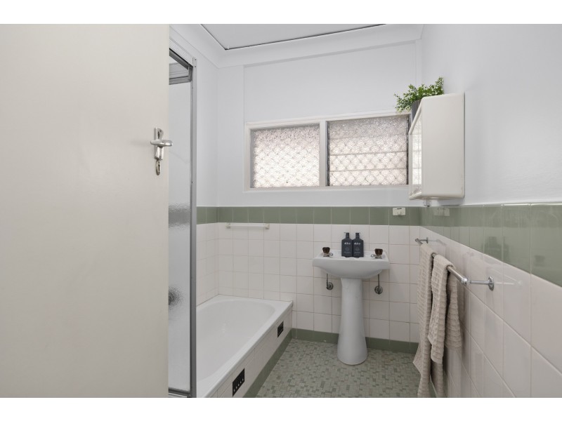 50 Gordon Road, Clarence Park SA 5034