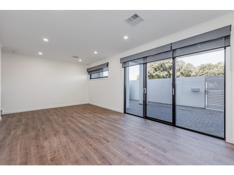 17 Montpelier Square, Port Adelaide SA 5015