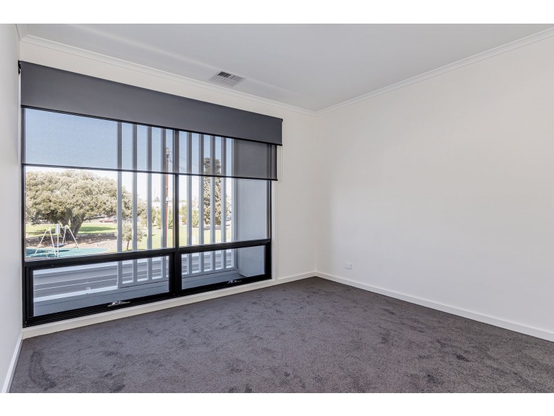 17 Montpelier Square, Port Adelaide SA 5015