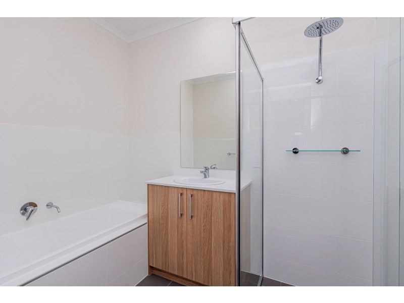 17 Montpelier Square, Port Adelaide SA 5015