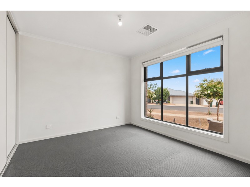 58 Burnlea Parade, Blakeview SA 5114