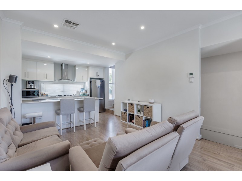 8/6-8 Augustine Street, Mawson Lakes SA 5095
