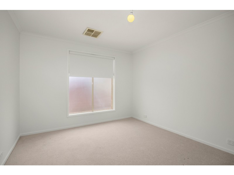 6 Frome Crescent, Mawson Lakes SA 5095