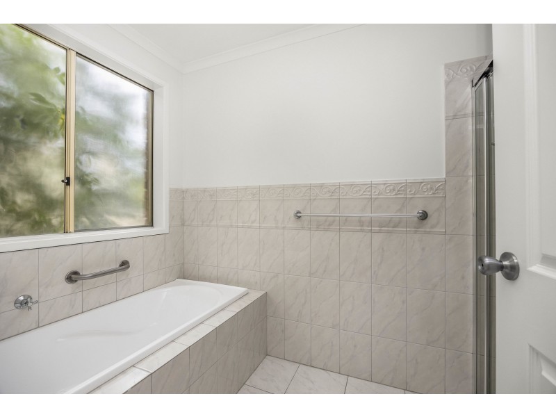 6 Frome Crescent, Mawson Lakes SA 5095