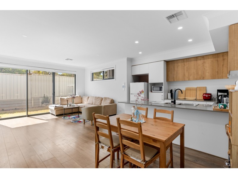 6/7 Devonport Terrace, Ovingham SA 5082