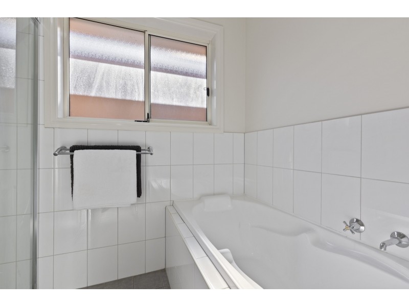 13C Hamley Crescent, Mansfield Park SA 5012