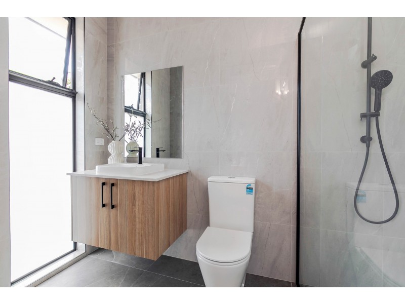 4a Foster Avenue, Paradise SA 5075