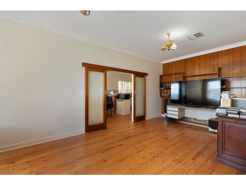 9 Fleming Street, Mansfield Park SA 5012