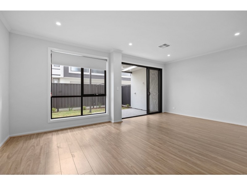3 Woodland Road, Mitchell Park SA 5043