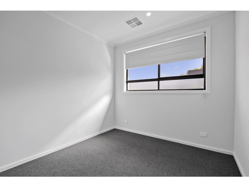 3 Woodland Road, Mitchell Park SA 5043