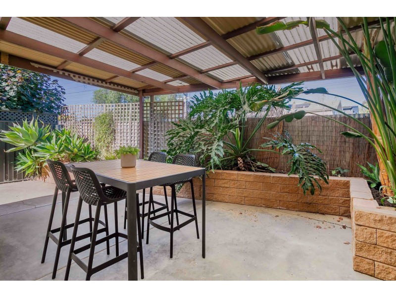 17 Trembath Street, Bowden SA 5007