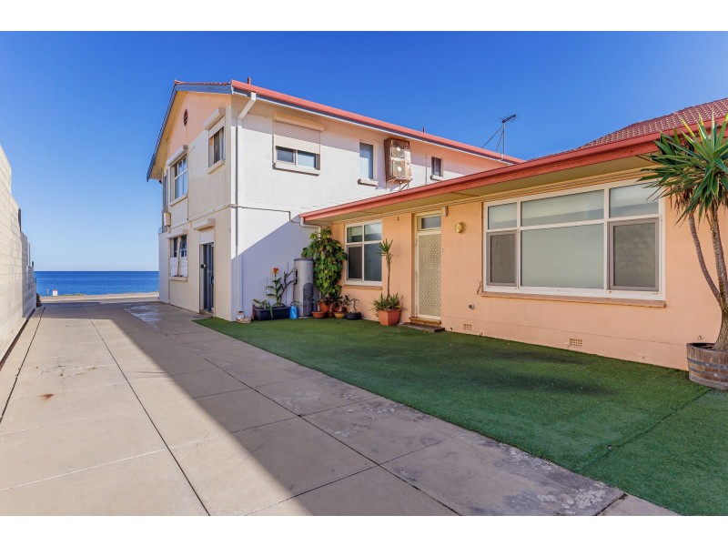 2/44 North Esplanade, Glenelg North SA 5045
