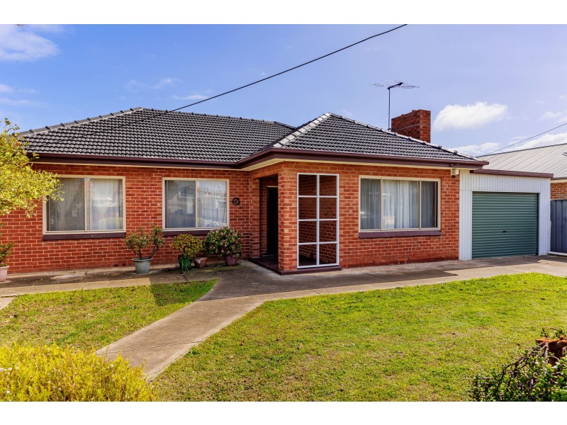 29 Rose Street, Ottoway SA 5013