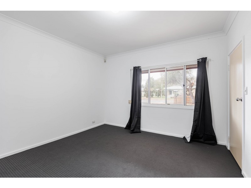 38 Mahood Street, Elizabeth Grove SA 5112