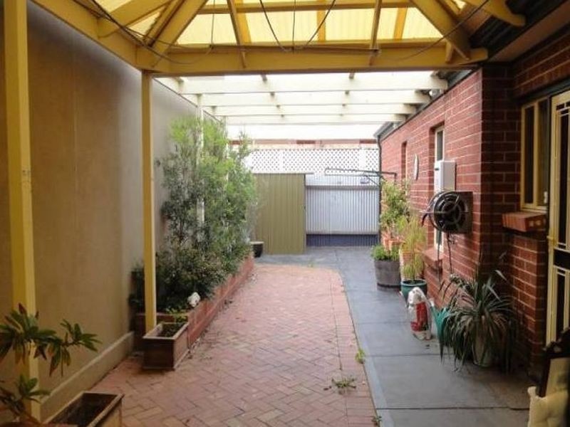 11 Mallen Street, Hilton SA 5033