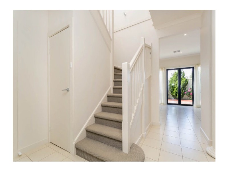 8/27A Keith Street, Hectorville SA 5073